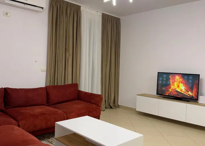 Prestige Lakeview 地拉那