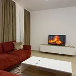 Prestige Lakeview Appartement