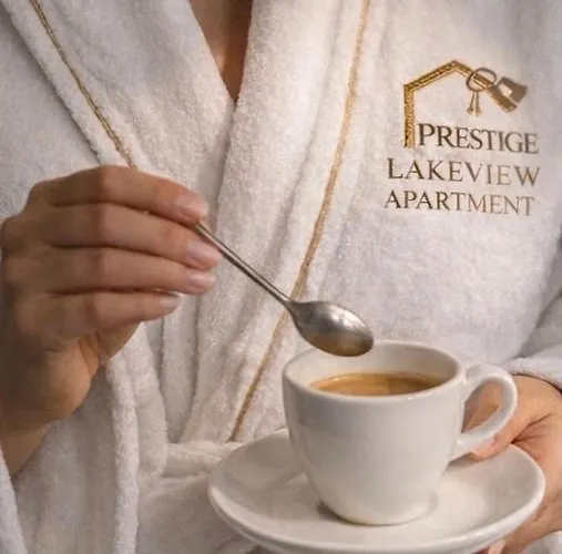 Prestige Lakeview 公寓