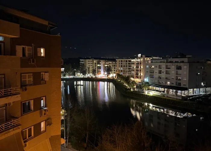 公寓 Prestige Lakeview 地拉那