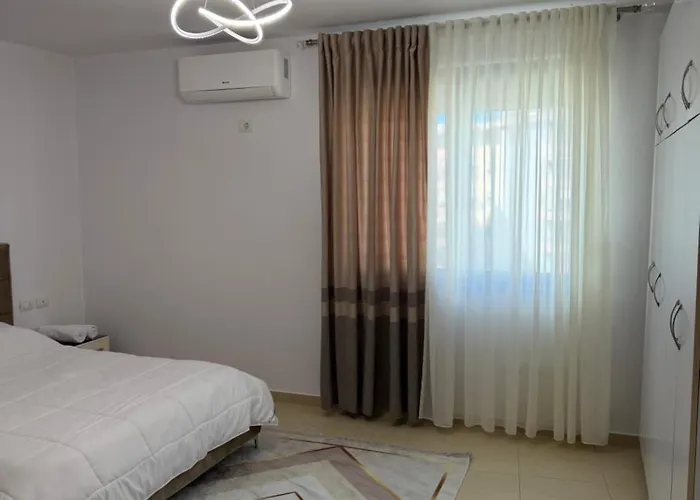 Prestige Lakeview